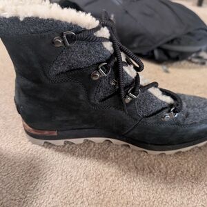 Sorel Black and Gray Winter Boots